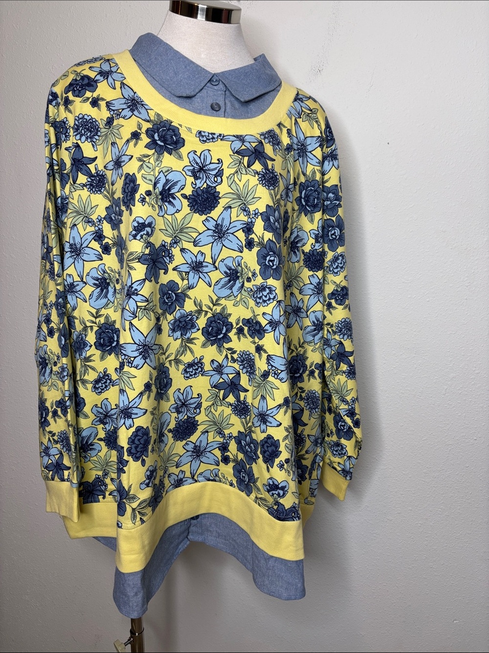 Yellow Floral Crewneck Sweatshirt with Blue Flower Print